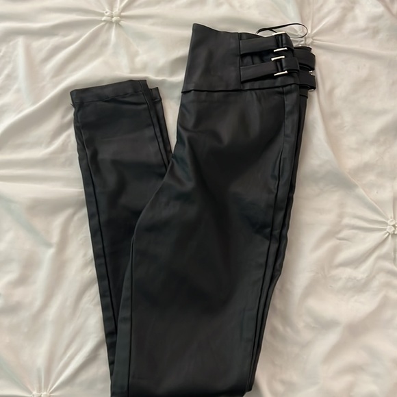 NWOT Rebel with a Cause Pants - Picture 4 of 5